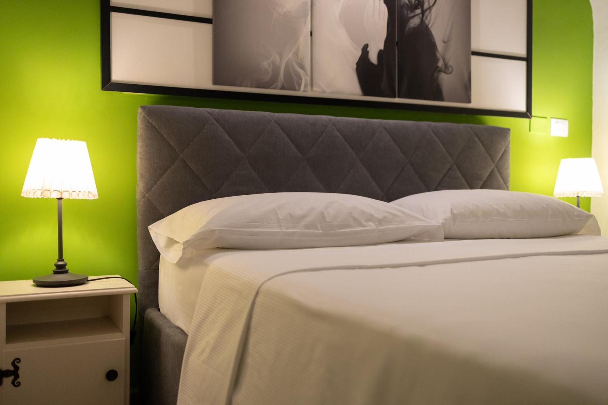 Terra Dell'Etna Apartment คาตาเนีย ภายนอก รูปภาพ