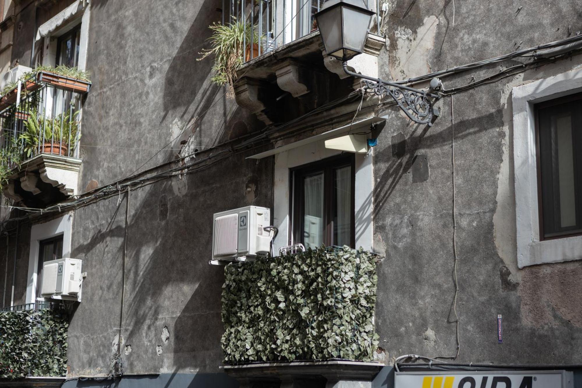 Terra Dell'Etna Apartment คาตาเนีย ภายนอก รูปภาพ